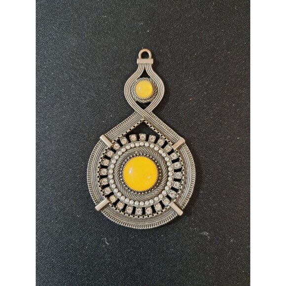 Lia Sophia Silver & Yellow Stone Pendant With Intricate Design - Picture 1 of 5